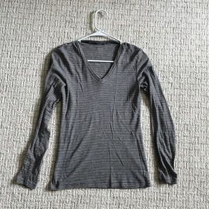 Long sleeve striped shirt